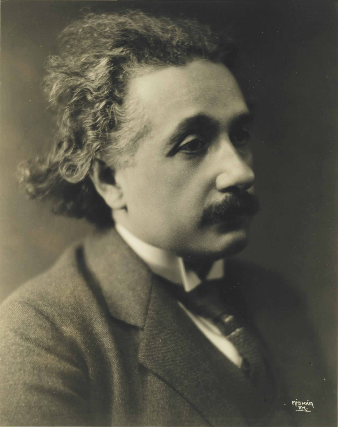 Albert Ajnštajn na fotografiji iz 1921.