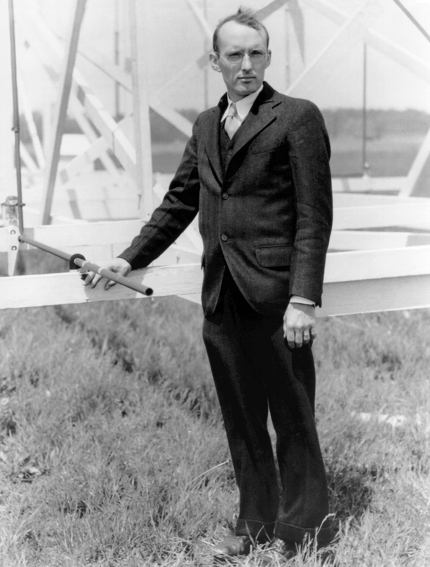 Karl Janski (1905–1950), inženjer koji je sasvim slučajno detektovao prvi radio-signal iz dubina svemira. Slika iz dostavljenog dokumenta.