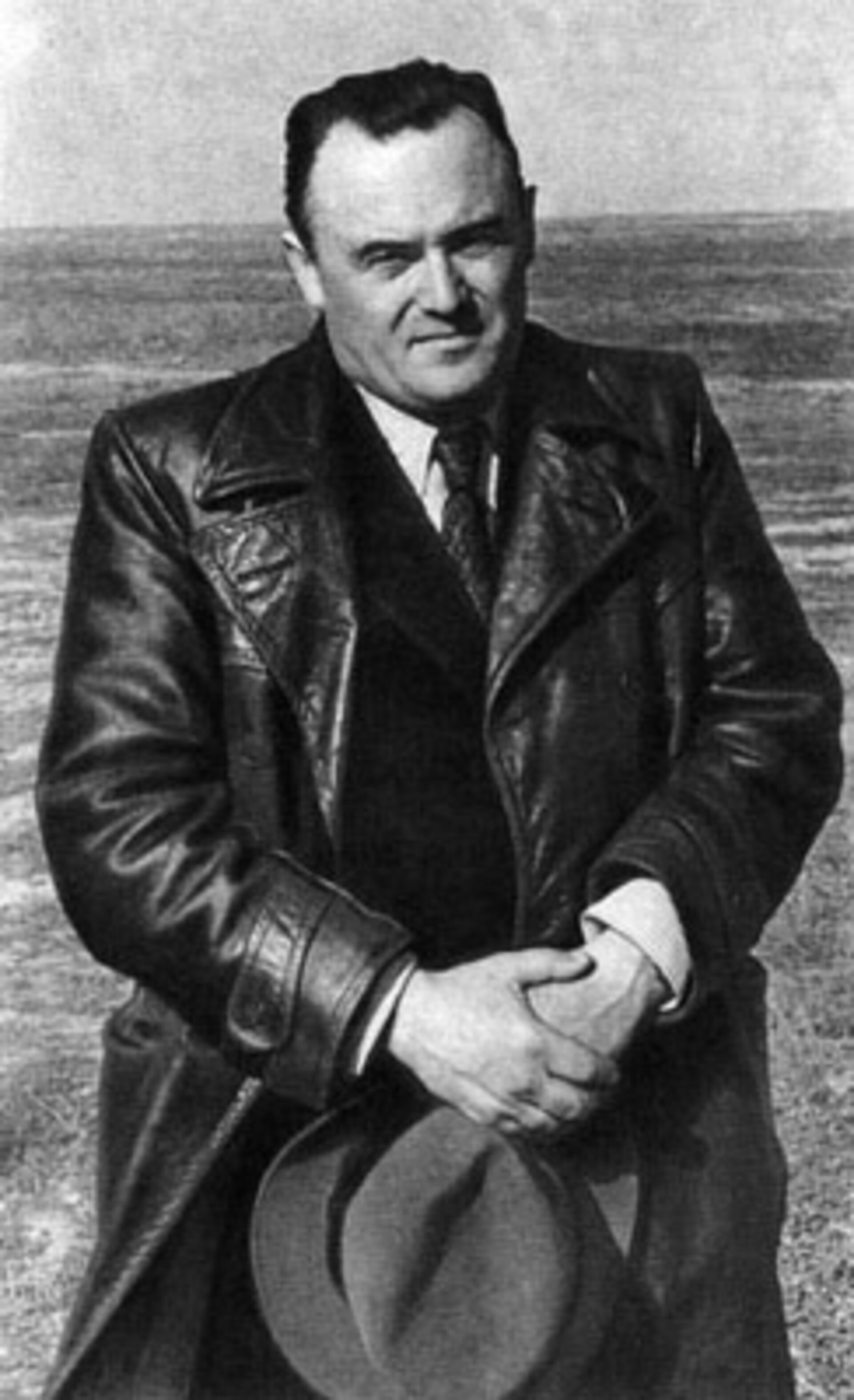 Sergej Koroljov ili, kako su ga u SSSR-u malobrojni ljudi uključeni u raketni program zvanično zvali, Glavni Konstruktor, do kraja života bio je van očiju javnosti. Tek je nakon njegove smrti 1966. godine njegovo ime postalo poznato širim krugovima. Slika iz dostavljenog dokumenta.